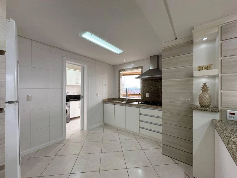 Amplo apartamento à beira mar, 3 dormitórios, com 2 vagas na garagem!: 13ª foto da galeria de imagens do imóvel