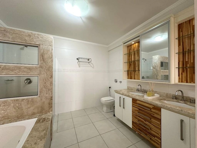 Amplo apartamento à beira mar, 3 dormitórios, com 2 vagas na garagem!: 24ª foto da galeria de imagens do imóvel