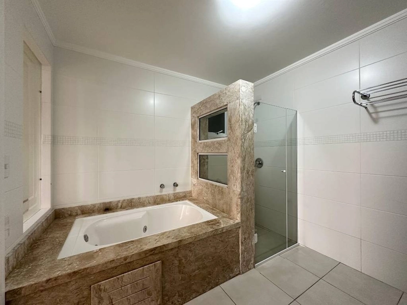 Amplo apartamento à beira mar, 3 dormitórios, com 2 vagas na garagem!: 25ª foto da galeria de imagens do imóvel