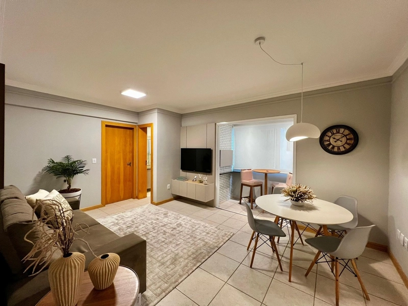 Apartamento decorado, 1 dormitório com box, Zona Nova!: 4ª foto da galeria de imagens do imóvel