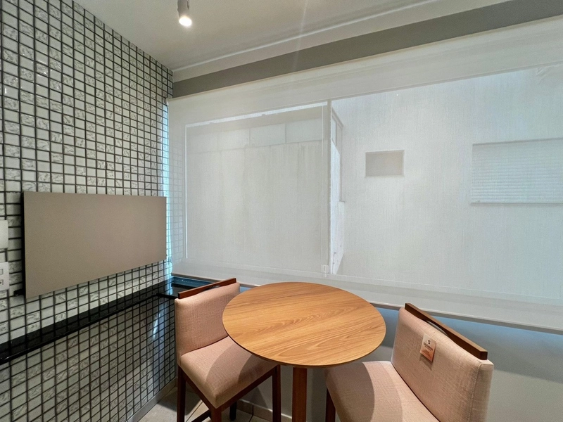 Apartamento decorado, 1 dormitório com box, Zona Nova!: 5ª foto da galeria de imagens do imóvel