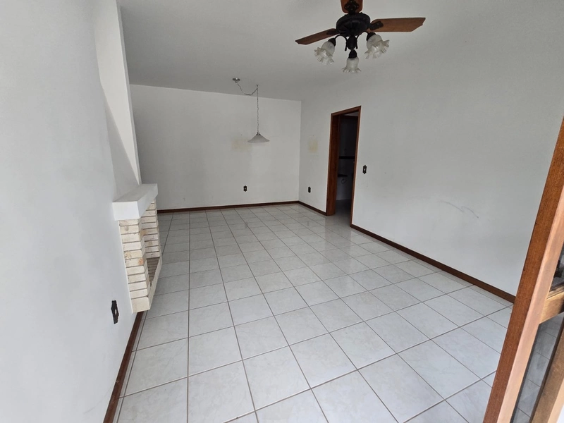 Apartamento com sacada de frente, 2 dormitórios, esquina com a Poti!: 6ª foto da galeria de imagens do imóvel
