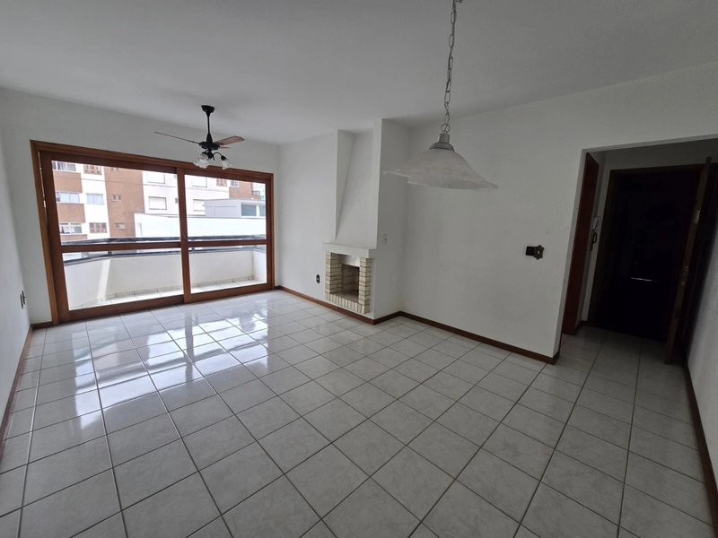 Apartamento com sacada de frente, 2 dormitórios, esquina com a Poti!: 2ª foto da galeria de imagens do imóvel