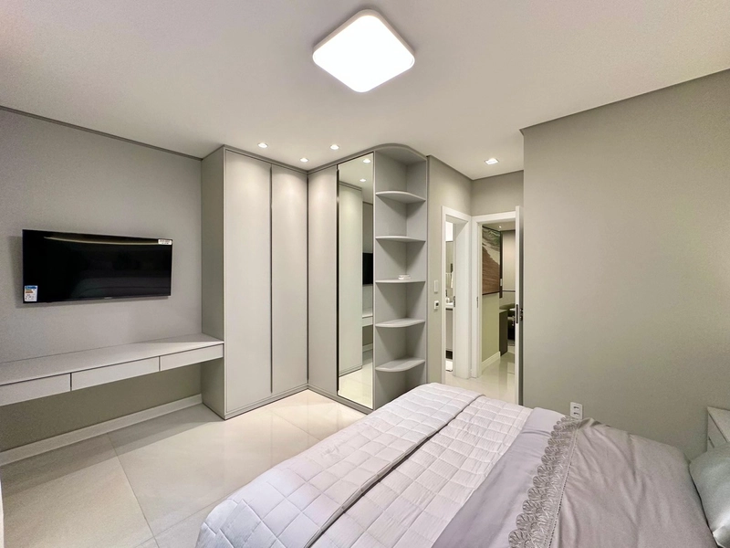 Residencia 4 suítes, decorada, com piscina, beira lago, no AMARE!: 21ª foto da galeria de imagens do imóvel