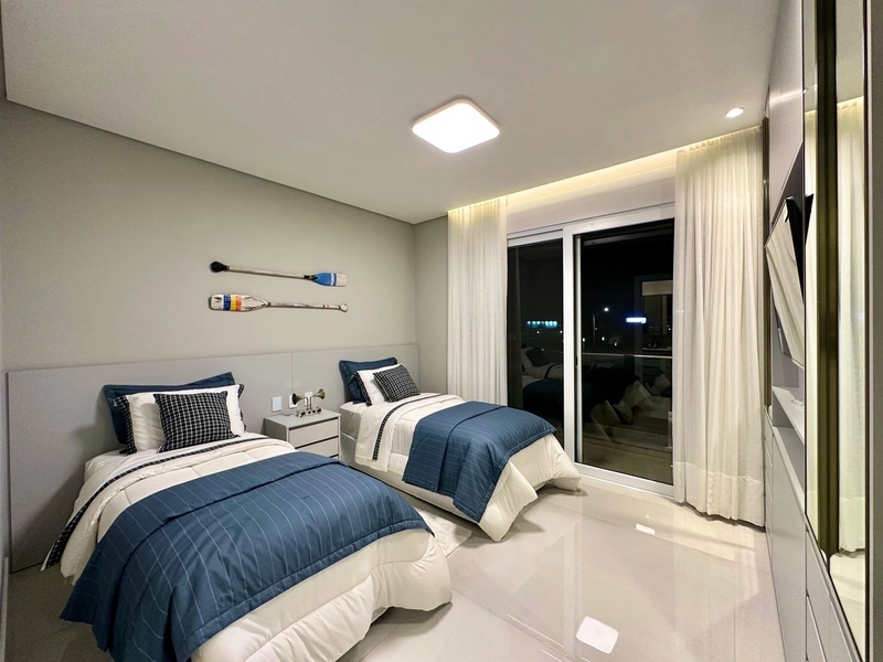 Residencia 4 suítes, decorada, com piscina, beira lago, no AMARE!: 29ª foto da galeria de imagens do imóvel
