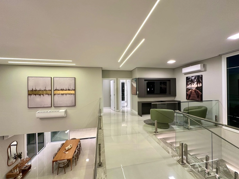 Residencia 4 suítes, decorada, com piscina, beira lago, no AMARE!: 30ª foto da galeria de imagens do imóvel