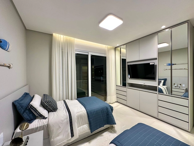 Residencia 4 suítes, decorada, com piscina, beira lago, no AMARE!: 28ª foto da galeria de imagens do imóvel