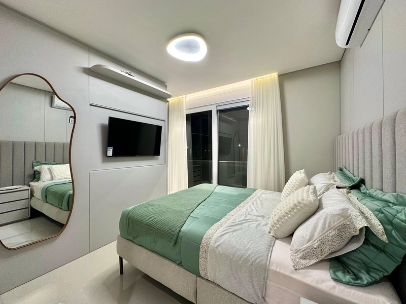Residencia 4 suítes, decorada, com piscina, beira lago, no AMARE!: 26ª foto da galeria de imagens do imóvel