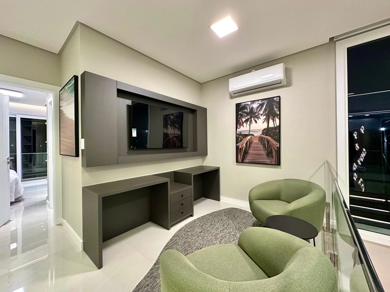 Residencia 4 suítes, decorada, com piscina, beira lago, no AMARE!: 19ª foto da galeria de imagens do imóvel