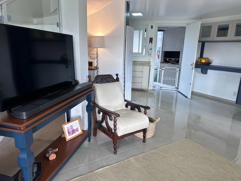 Duplex 3 dormitórios, próximo à praia, no Centro de Xangri-Lá!: 5ª foto da galeria de imagens do imóvel