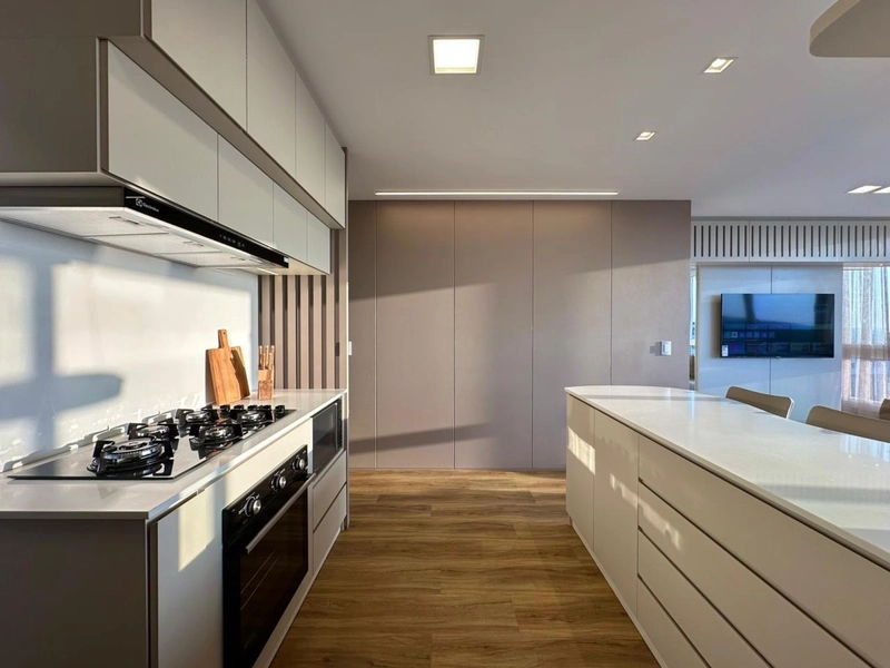 Apartamento de luxo, 2 suítes, decorado, com lazer completo, no Centro: 9ª foto da galeria de imagens do imóvel