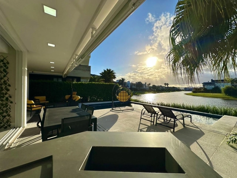 Residencia 4 suítes, beira lago, no Condomínio Enseada, Xangri-Lá!: 38ª foto da galeria de imagens do imóvel