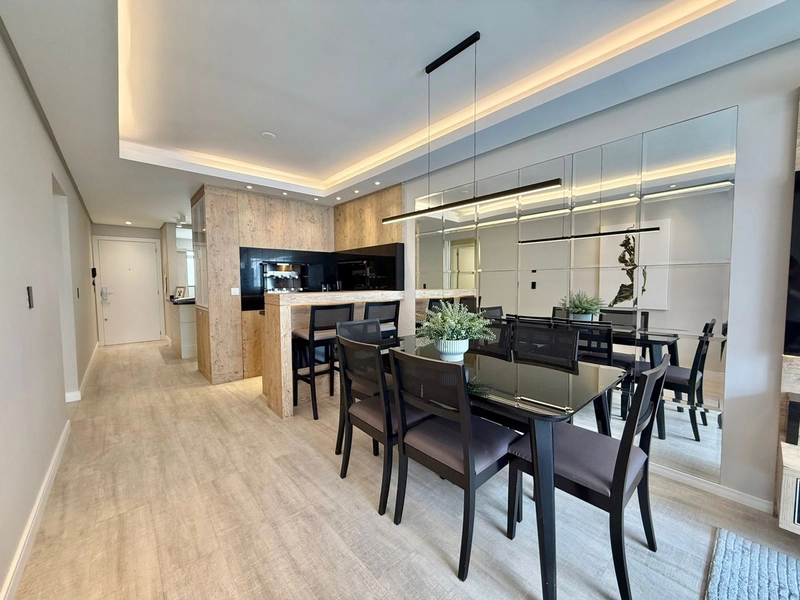 Apartamento decorado, 2 dormitórios de frente, no Navegantes!: 6ª foto da galeria de imagens do imóvel