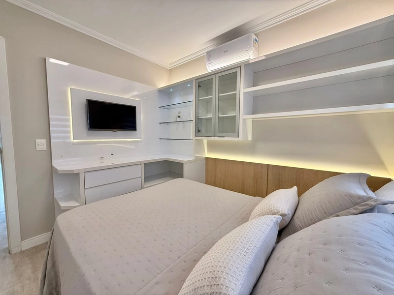 Apartamento decorado, 2 dormitórios de frente, no Navegantes!: 18ª foto da galeria de imagens do imóvel