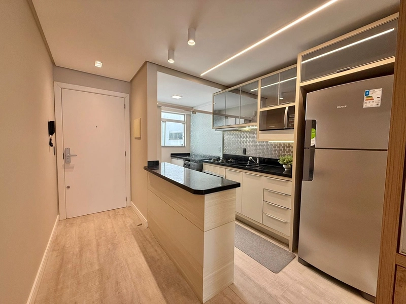 Apartamento decorado, 2 dormitórios de frente, no Navegantes!: 11ª foto da galeria de imagens do imóvel