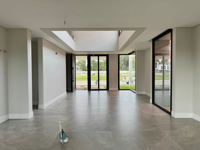 Sobrado 4 suítes, pronto, no Condomínio AMANÁ, em Atlantida!: 5ª foto da galeria de imagens do imóvel