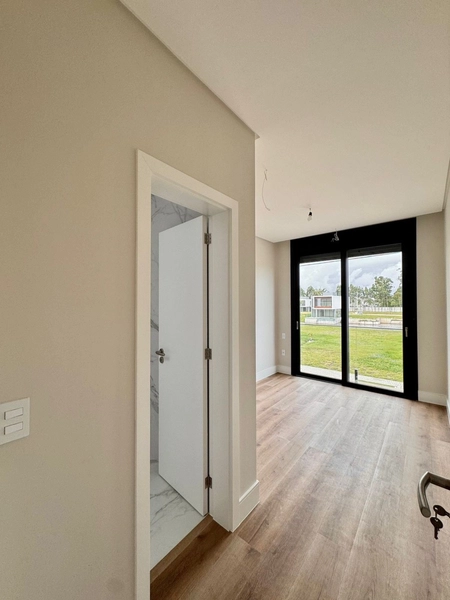 Sobrado 4 suítes, pronto, no Condomínio AMANÁ, em Atlantida!: 25ª foto da galeria de imagens do imóvel