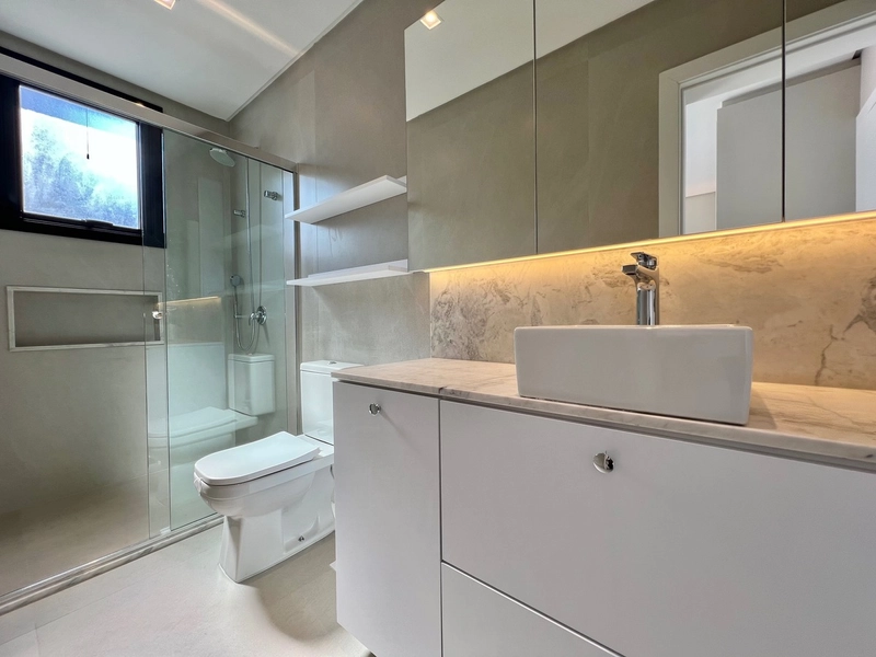 Residência nova, 5 suítes com piscina aquecida, no Condado de Capão!: 33ª foto da galeria de imagens do imóvel