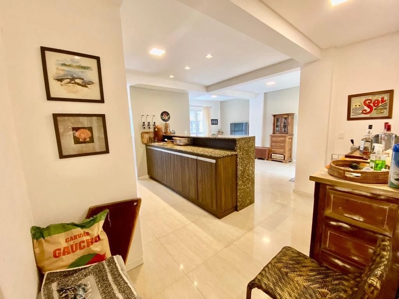 Apartamento no Centro, perto da praia, 3 dormitórios, com terraço!: 8ª foto da galeria de imagens do imóvel