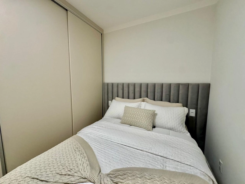 Apartamento 2 dormitórios, decorado, com amplo TERRAÇO!: 10ª foto da galeria de imagens do imóvel