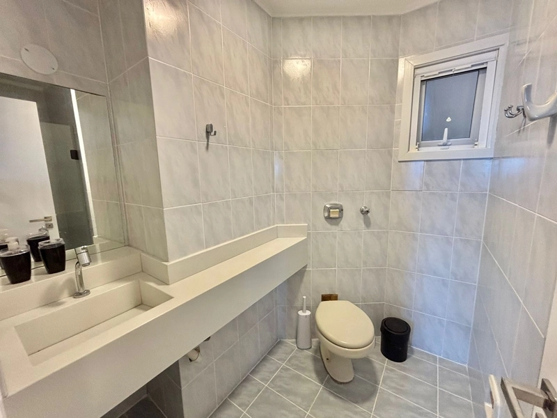 Apartamento com vista para o mar, 2 dormitórios, pronto para usar!: 13ª foto da galeria de imagens do imóvel