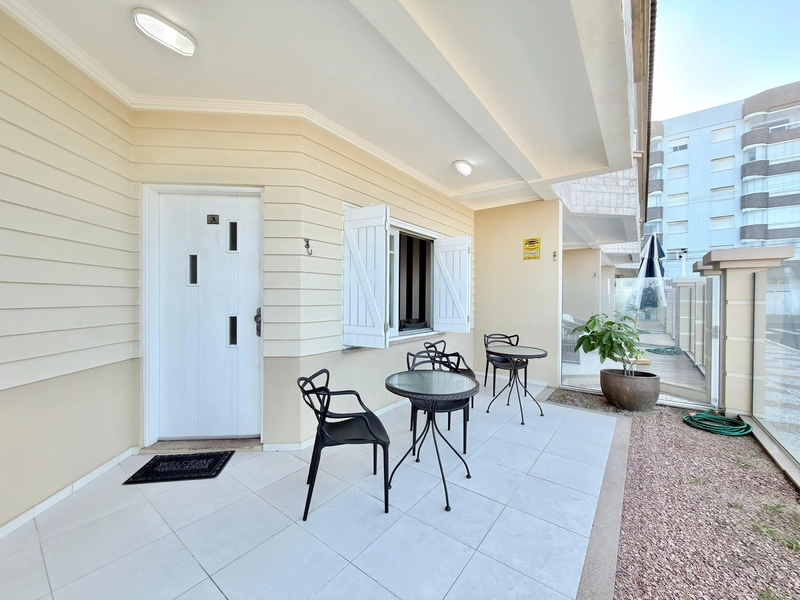 Sobrado geminado à beira mar, 3 dormitórios, na Zona Nova, em Capão!: 4ª foto da galeria de imagens do imóvel