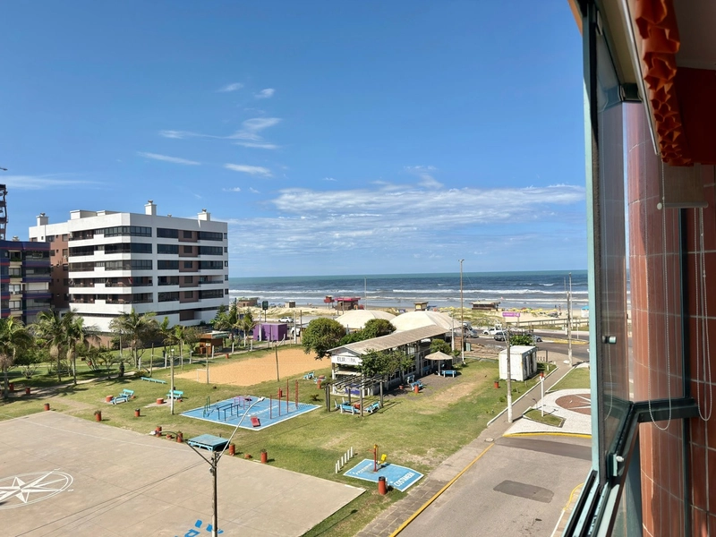 Apartamento com vista para o mar e para a Praça do Farol, em Capão!: 4ª foto da galeria de imagens do imóvel