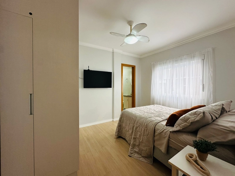 Apartamento 2 dormitórios, de frente, mobiliado, no Centro!: 21ª foto da galeria de imagens do imóvel