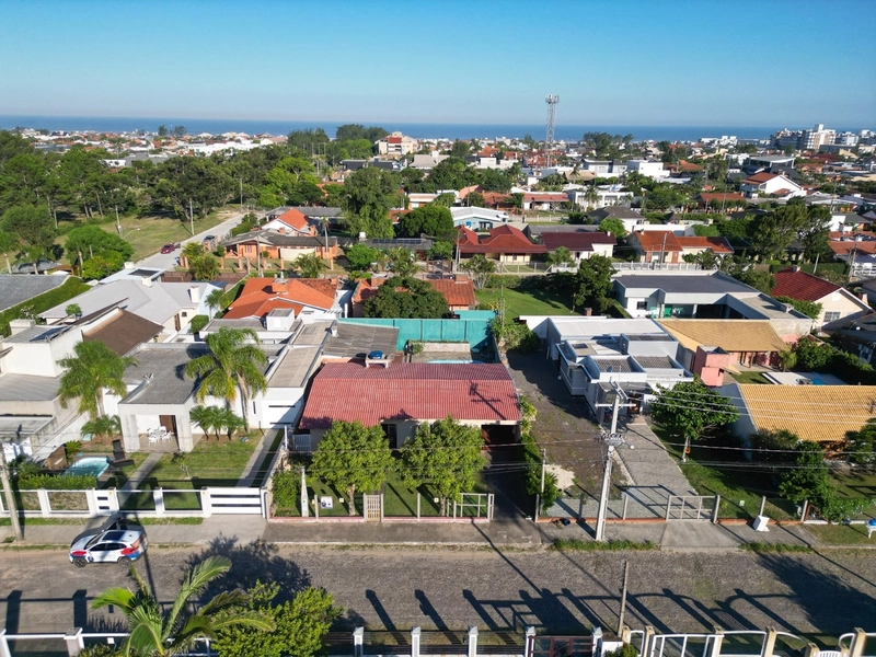 Casa 3 dormitórios, com piscina, em amplo terreno, em Atlântida!: 44ª foto da galeria de imagens do imóvel