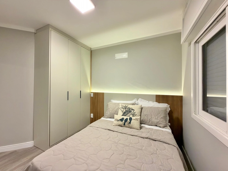 Apartamento decorado, de frente, 3 dormitórios, pertinho da praia!: 23ª foto da galeria de imagens do imóvel