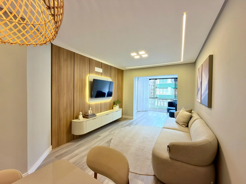 Apartamento decorado, de frente, 3 dormitórios, pertinho da praia!: 11ª foto da galeria de imagens do imóvel