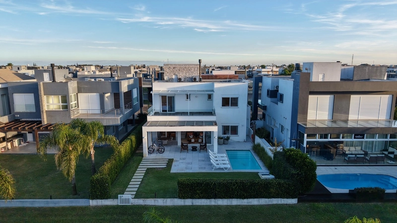 Residência 4 suítes com piscina, no Condomínio SEA COAST, Xangri-Lá!: 28ª foto da galeria de imagens do imóvel