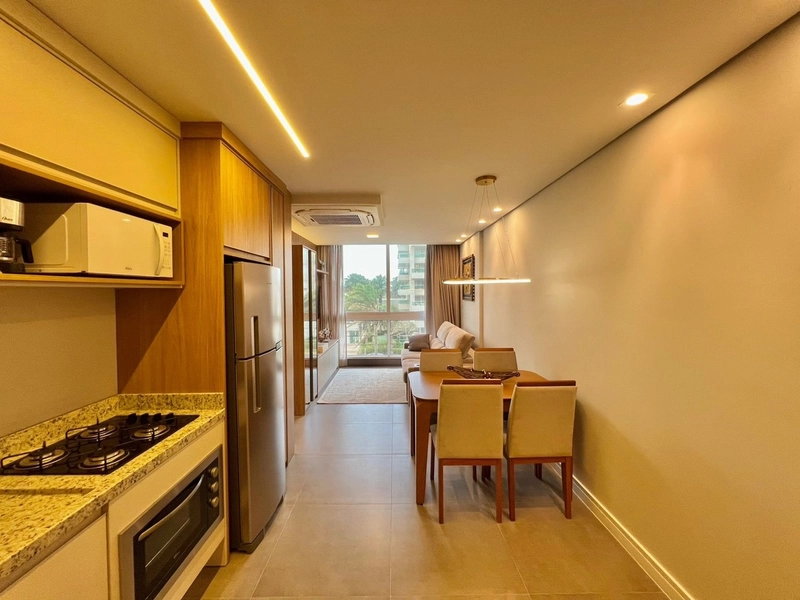 Apartamento decorado, 2 dormitórios, de frente, em ATLÂNTIDA!: 4ª foto da galeria de imagens do imóvel