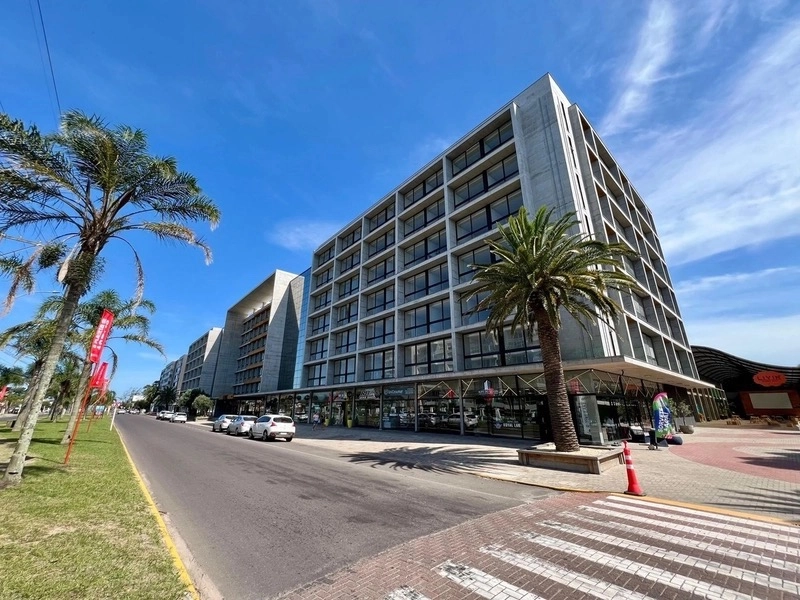 Apartamento decorado, 2 dormitórios, de frente, em ATLÂNTIDA!: 23ª foto da galeria de imagens do imóvel