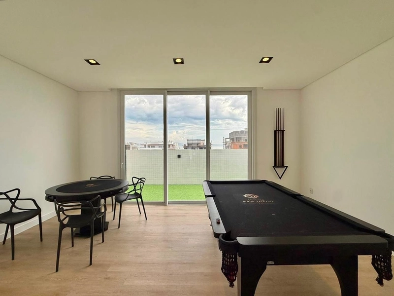 Apartamento decorado, 2 dormitórios, de frente, na Zona nova, em Capão: 18ª foto da galeria de imagens do imóvel
