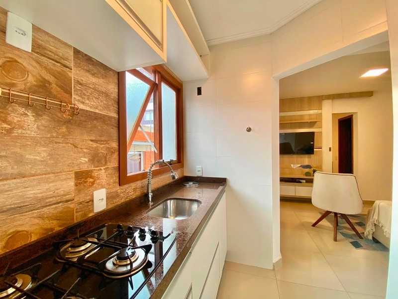 Apartamento 1 dormitório, mobiliado, próximo à praia, na Zona Nova!: 5ª foto da galeria de imagens do imóvel