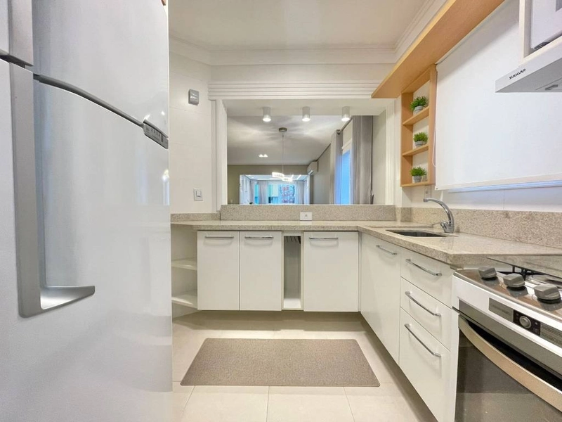 Apartamento decorado, 3 dorm com 2 vagas, no Centro de Capão!: 14ª foto da galeria de imagens do imóvel