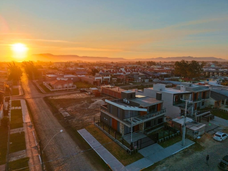 Residência contemporânea nova, 3 suítes com área de lazer no terraço!: 45ª foto da galeria de imagens do imóvel