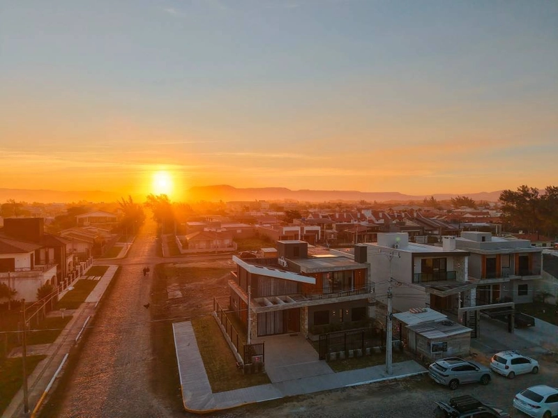 Residência contemporânea nova, 3 suítes com área de lazer no terraço!: 43ª foto da galeria de imagens do imóvel