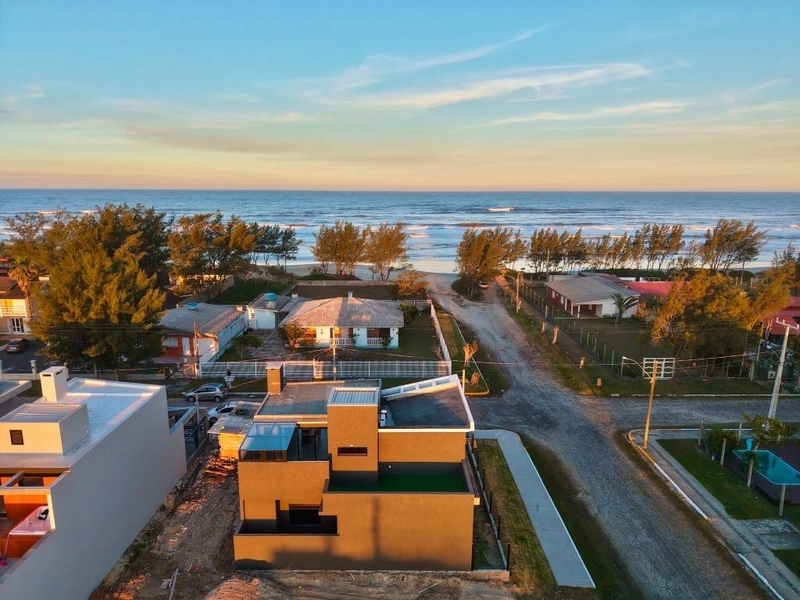 Residência contemporânea nova, 3 suítes com área de lazer no terraço!: 41ª foto da galeria de imagens do imóvel
