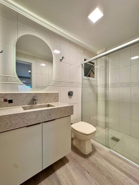 Apartamento com ampla sacada de frente, 2 dormitórios, decorado!: 25ª foto da galeria de imagens do imóvel