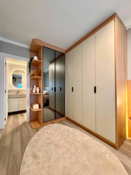 Apartamento com ampla sacada de frente, 2 dormitórios, decorado!: 24ª foto da galeria de imagens do imóvel