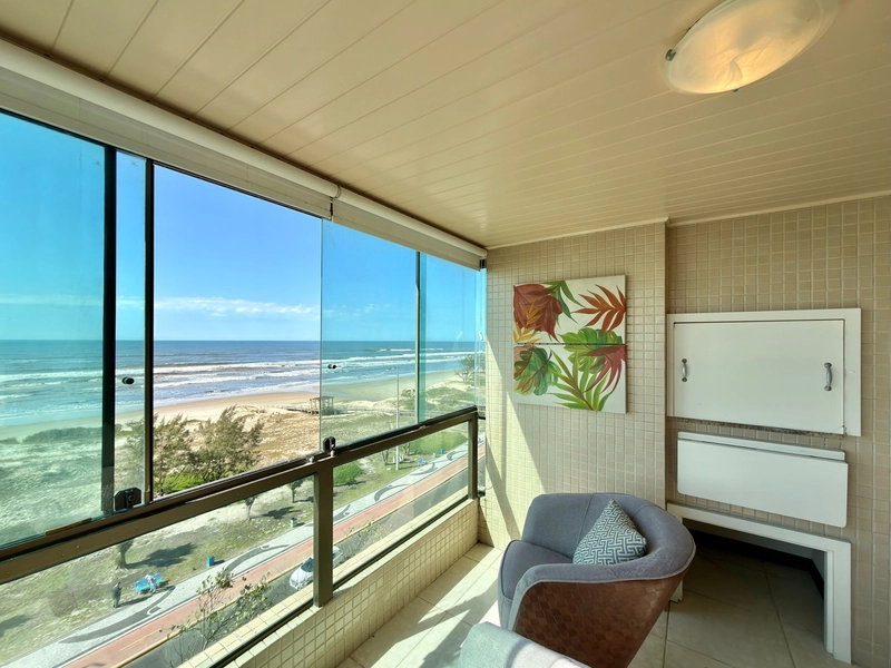 Apartamento beira mar, 3 dormitórios, com 2 vagas, no Navegantes!: 5ª foto da galeria de imagens do imóvel