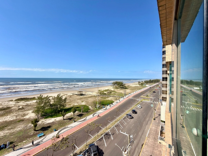 Apartamento beira mar, 3 dormitórios, com 2 vagas, no Navegantes!: 3ª foto da galeria de imagens do imóvel