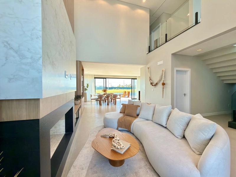 Residência nova, beira lago, com piscina, no Condomínio ZEN!: 12ª foto da galeria de imagens do imóvel