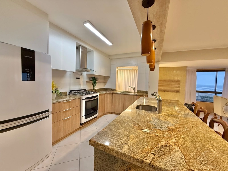 Apartamento à beira mar, super espaçoso, 3 dormitórios e 2 vagas!: 11ª foto da galeria de imagens do imóvel
