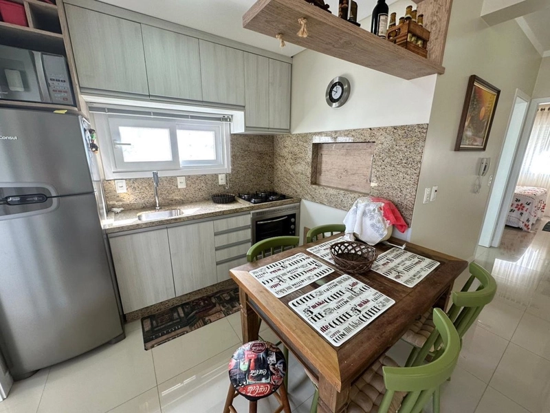 Apartamento de frente, 1 dormitório com 1 vaga na garagem, Capão!: 5ª foto da galeria de imagens do imóvel