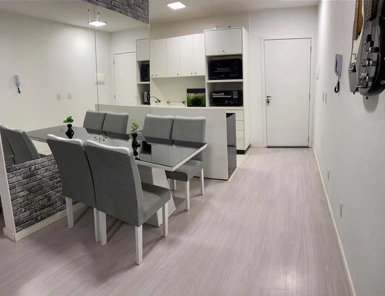 Apartamento no Porto Brasil: 3ª foto da galeria de imagens do imóvel