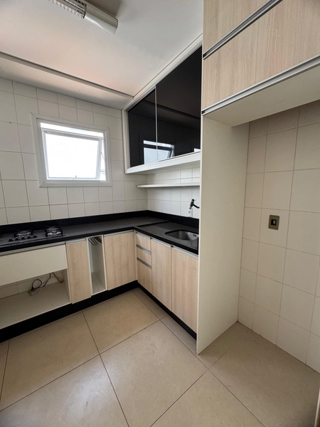 Apartamento semi mobiliado: 3ª foto da galeria de imagens do imóvel