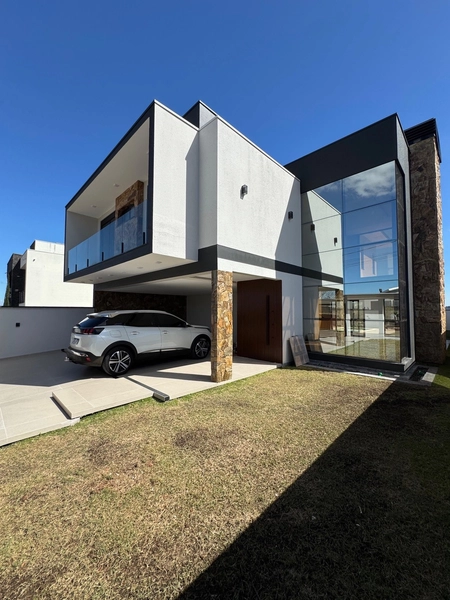 casa de alto padrão com 3 dormitórios: 18ª foto da galeria de imagens do imóvel